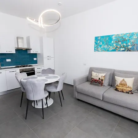 Travel House Апартаменты